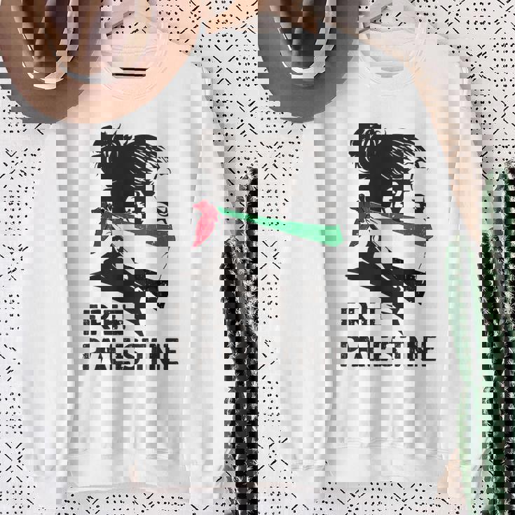 無料パレスチナ国旗 ガザの終わり占領 パレスチナ語 スウェットシャツ 年配の女性への贈り物