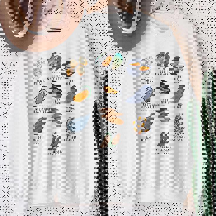 異なる種類のムール貝の品種コレクション、かわいいムール貝が大好き スウェットシャツ 年配の女性への贈り物