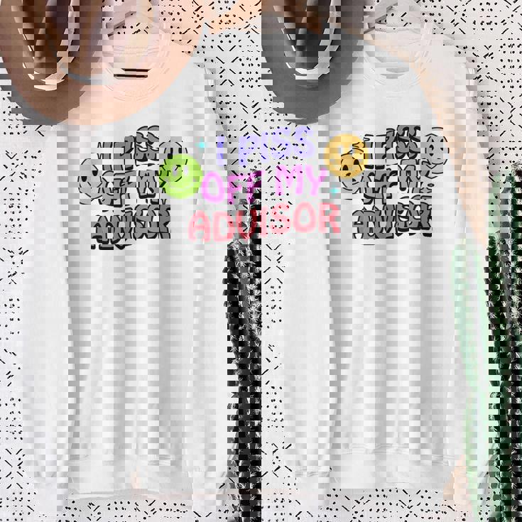 私はアドバイザーを怒らせます スウェットシャツ 年配の女性への贈り物