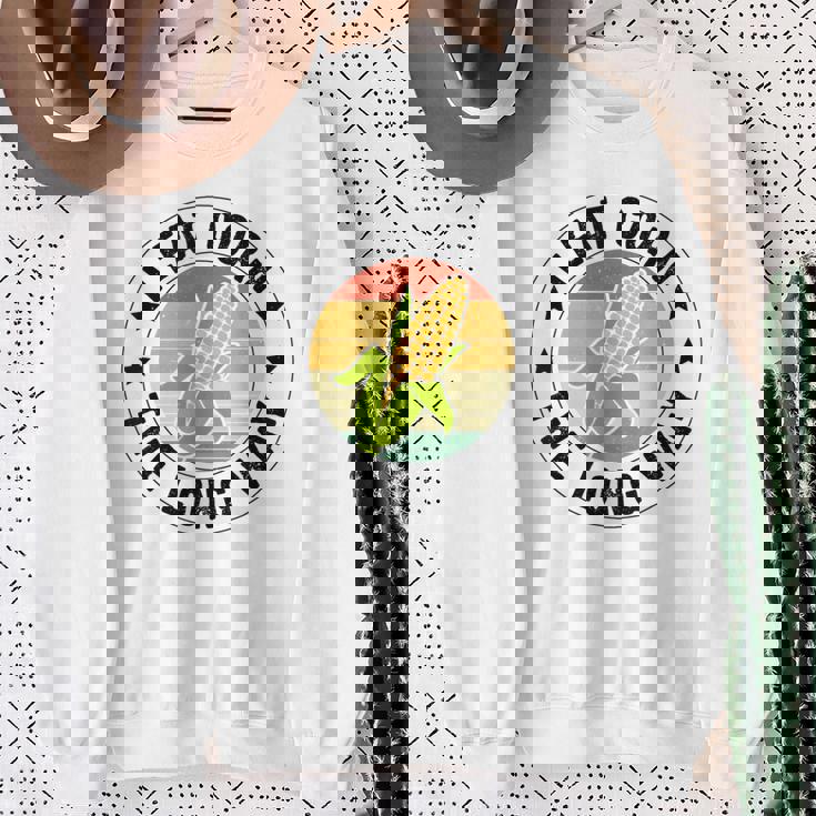 私はトウモロコシを食べます スウェットシャツ 年配の女性への贈り物