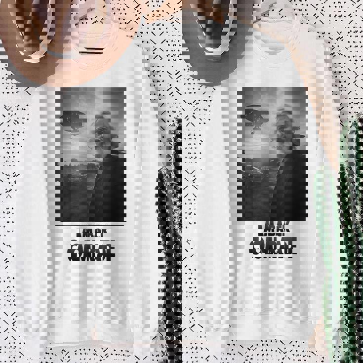 私は戻ってきた同志、共産主義者、カール・マルクス スウェットシャツ 年配の女性への贈り物