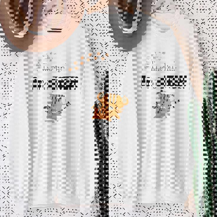 私は虎だ！ロア！ スウェットシャツ 年配の女性への贈り物