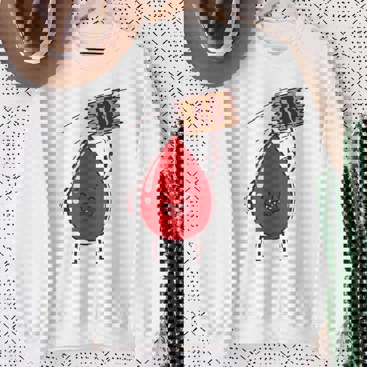 血液型 Ab 血液ドロップ シールドハート付き スウェットシャツ 年配の女性への贈り物