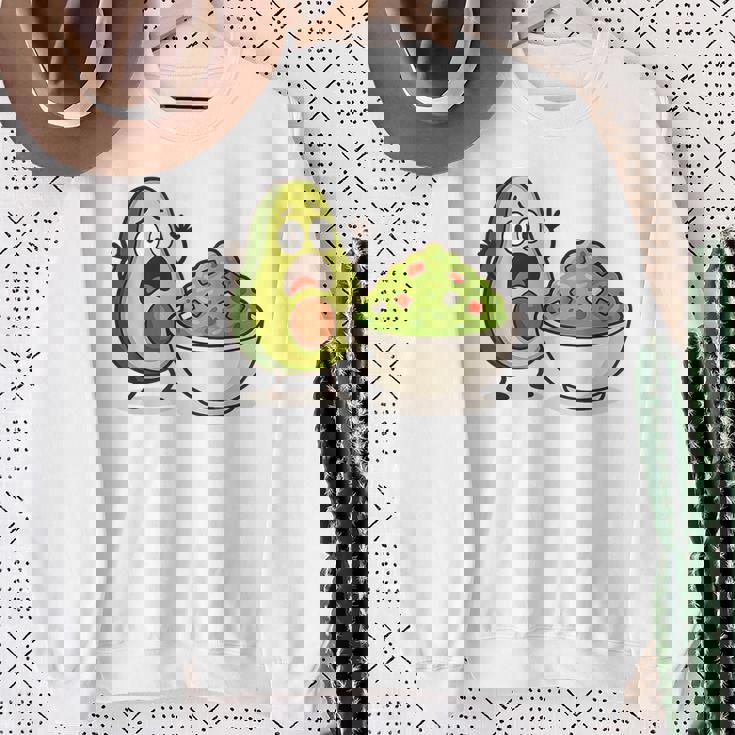 面白いアボカドワカモレ漫画パニック スウェットシャツ 年配の女性への贈り物