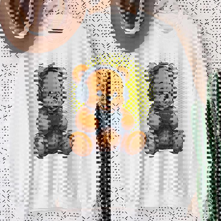 面白いゲームテディホールディングビデオゲームコントローラー。 長袖tシャツ スウェットシャツ 年配の女性への贈り物