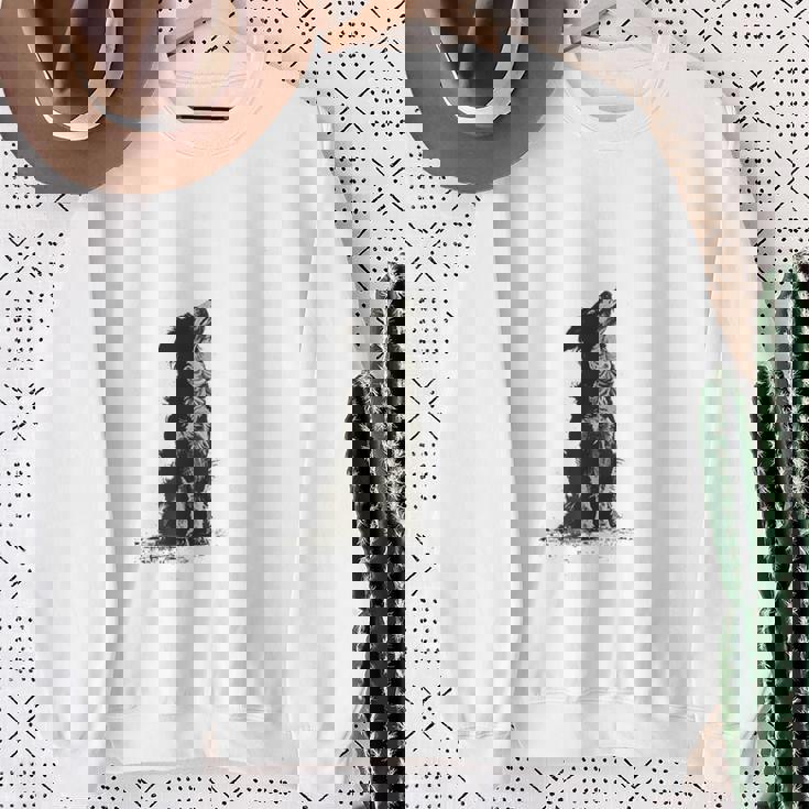 飼い主を見ているボーダーコリー 農場の犬 スウェットシャツ 年配の女性への贈り物