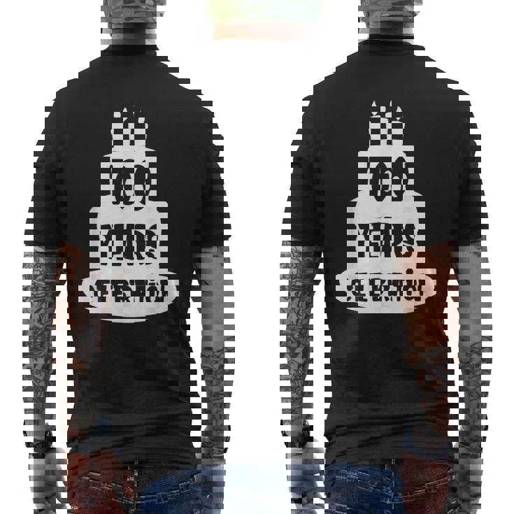 100年のお祝い イベント、記念日、誕生日。 メンズTシャツ バックプリント