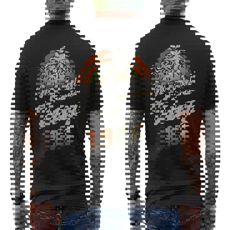 1966年ヴィンテージ・ワン・オブ・ア・ケイン 限定版 59歳の誕生日 メンズTシャツ バックプリント