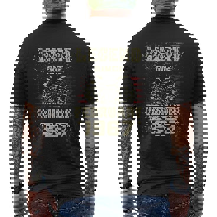 1967年2月以来の伝説 1967年2月生まれ。 メンズTシャツ バックプリント