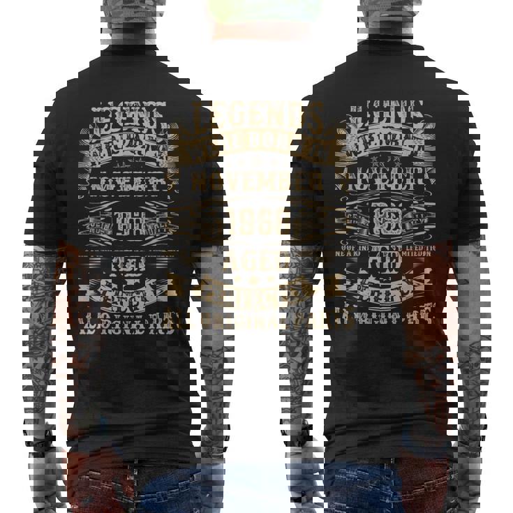 1968年11月 56歳 誕生日プレゼント 男性 56歳の誕生日 メンズTシャツ バックプリント