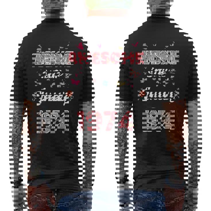 1974年1月から素晴らしい花、1974年1月の誕生日。 メンズTシャツ バックプリント
