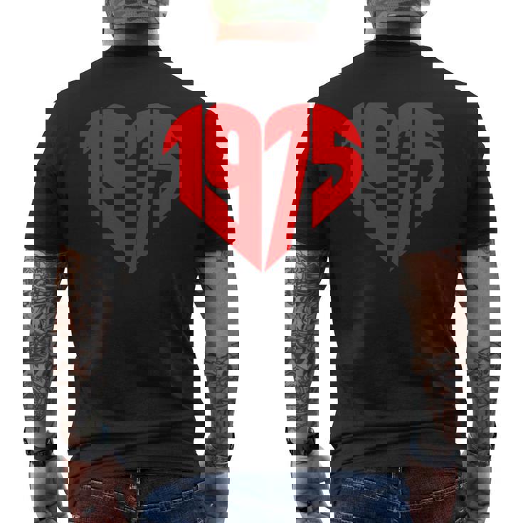 1975 ハート ヴィンテージ 1975年製 ハート型 愛 50歳の誕生日に メンズTシャツ バックプリント