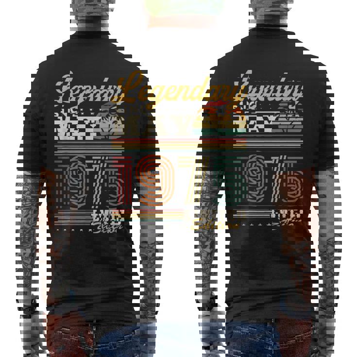 1975年5月生まれ 50年 ヴィンテージ 誕生日プレゼント メンズTシャツ バックプリント