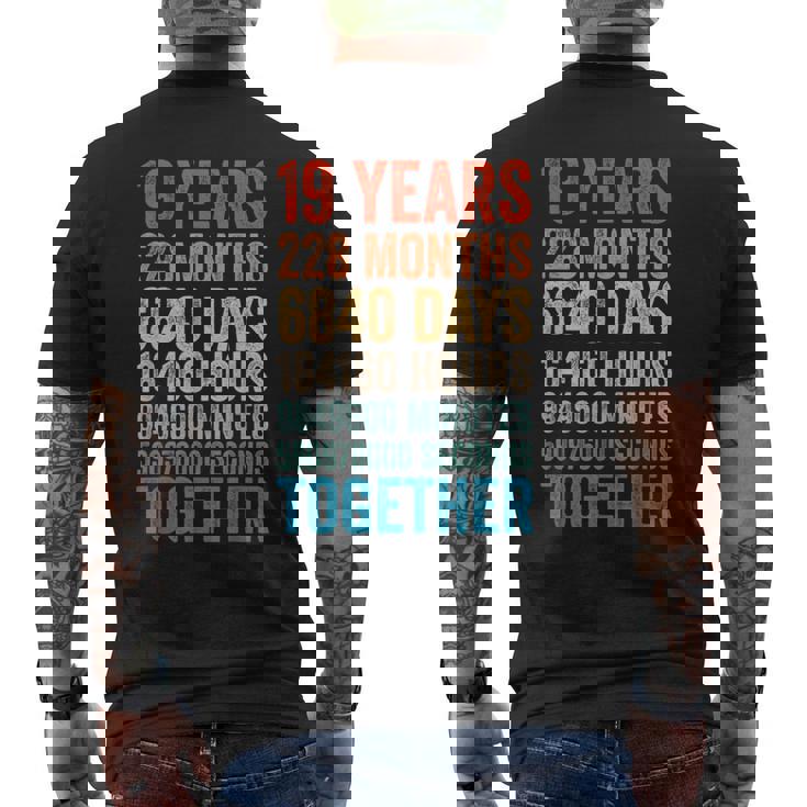 19年目の記念日 彼 彼女 カップル 19回目の結婚 メンズTシャツ バックプリント