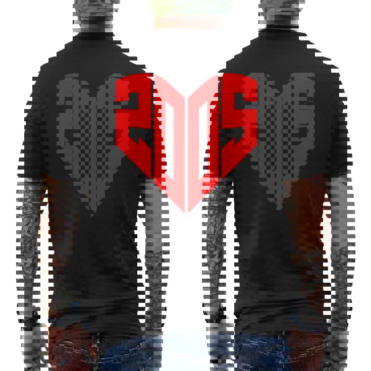 2005 ハート・ヴィンテージ 2005年 ハートの形 20歳の誕生日に愛を込めて メンズTシャツ バックプリント