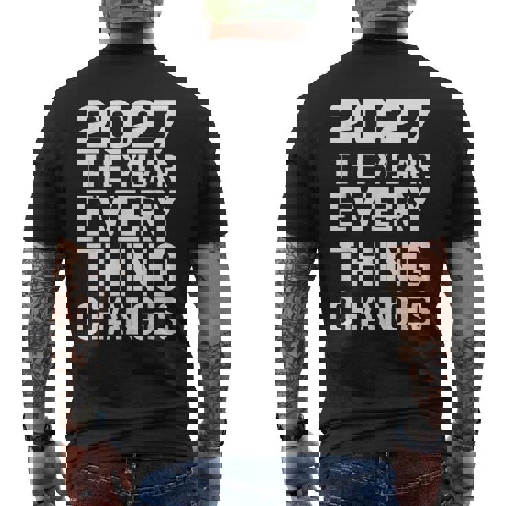 2027 すべてが変わる年 メンズTシャツ バックプリント