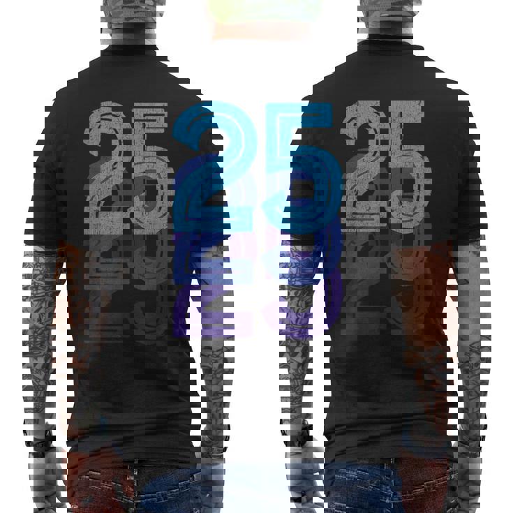 25ラッキーナンバー25歳の誕生日スポーツチーム-25 メンズTシャツ バックプリント