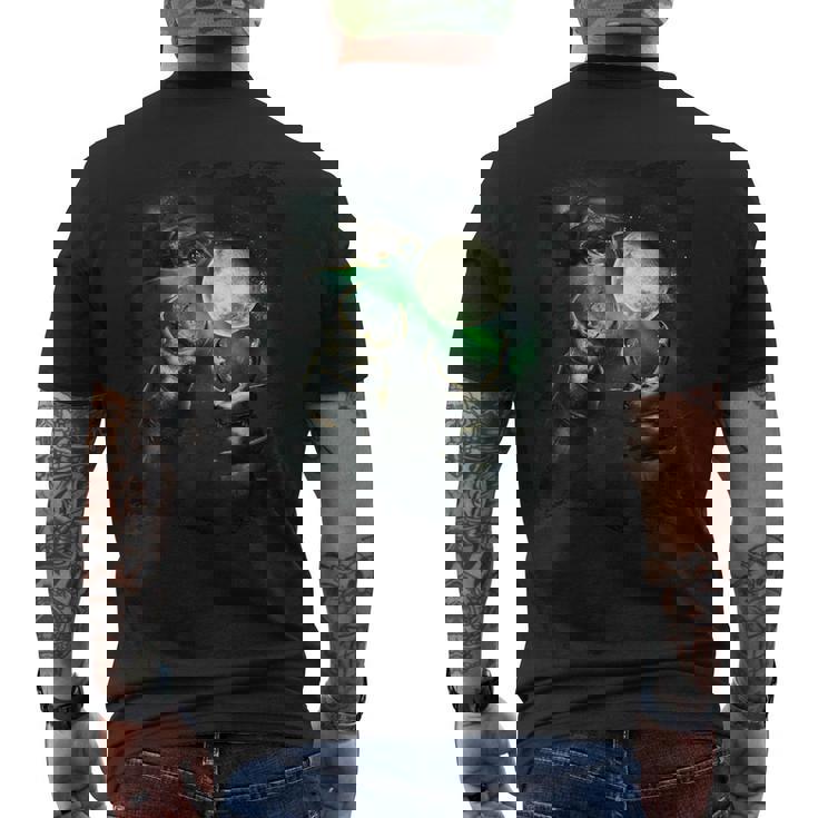 3 サイ クワガタ カブトムシ 月 三匹狼 ハウリング メンズTシャツ バックプリント