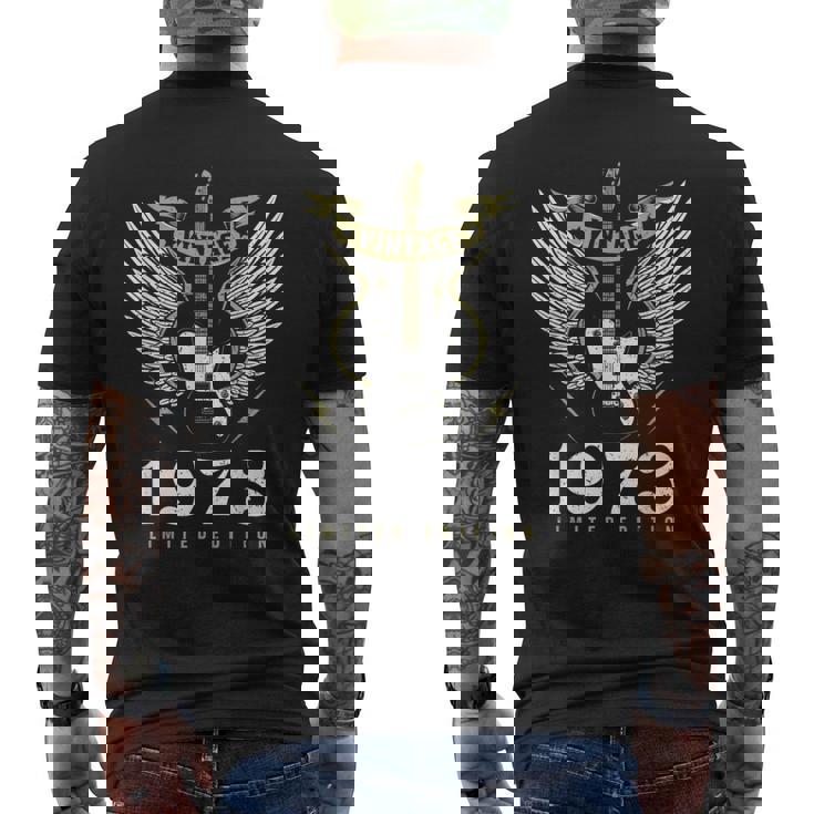 52歳のギフト ヴィンテージ 1973年生まれ レトロ 52歳の誕生日 メンズTシャツ バックプリント