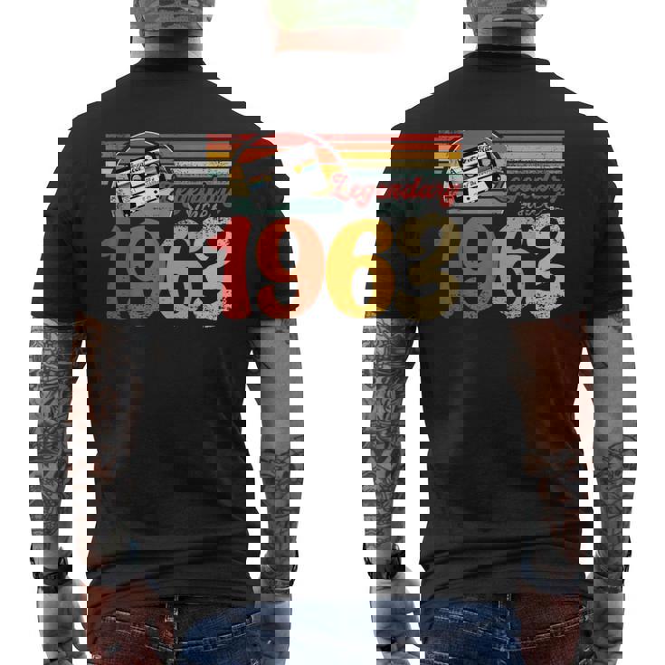 60 年代の誕生日パーティー パーティー 62 歳の誕生日ヴィンテージ 1963 メンズTシャツ バックプリント