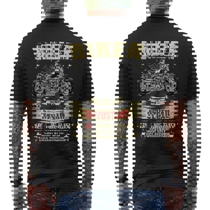 メンズ 63歳の誕生日 男性 バイカー オートバイ レジェンド ギフトアイデア メンズTシャツ バックプリント