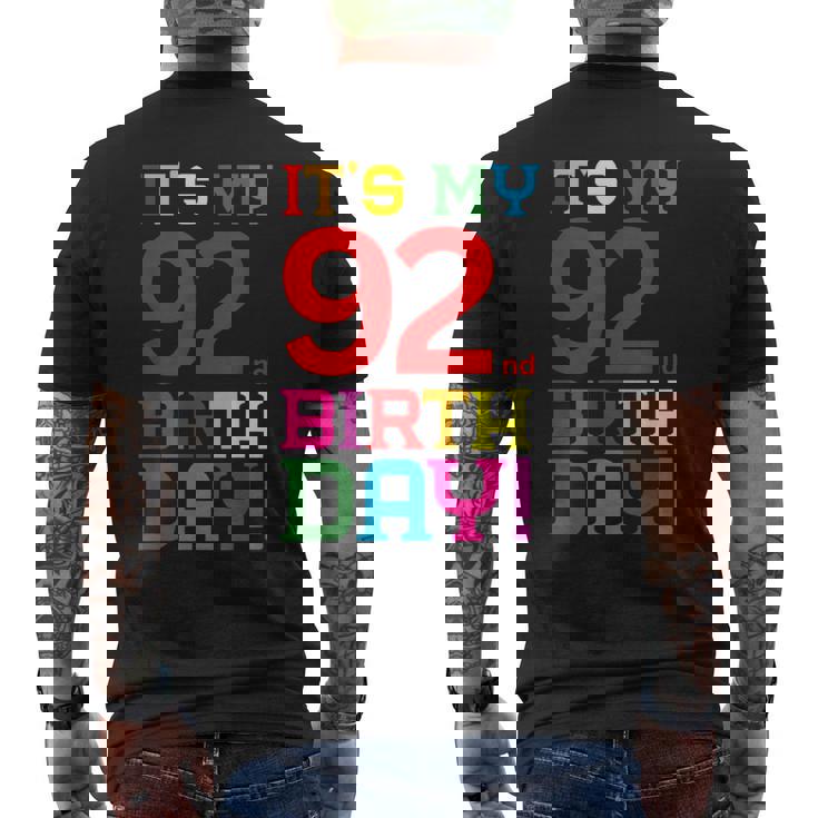92歳 カラフル Happy Birthday Its My 92Th Birthday メンズTシャツ バックプリント