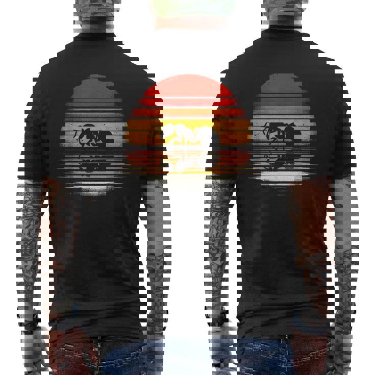 Antunset レトロスタイル サファリ ヴィンテージ 70年代の昆虫 メンズTシャツ バックプリント