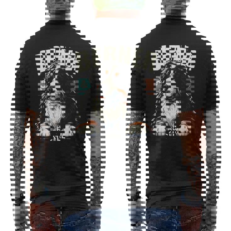 Berner And Chill バーニーズマウンテンドッグ 面白いグラフィックtシャツ メンズTシャツ バックプリント