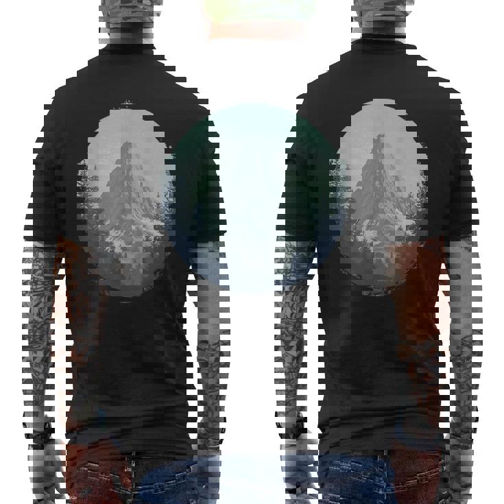 Blue Mountain Retrointage Hiking Camping Lover Glamper メンズTシャツ バックプリント