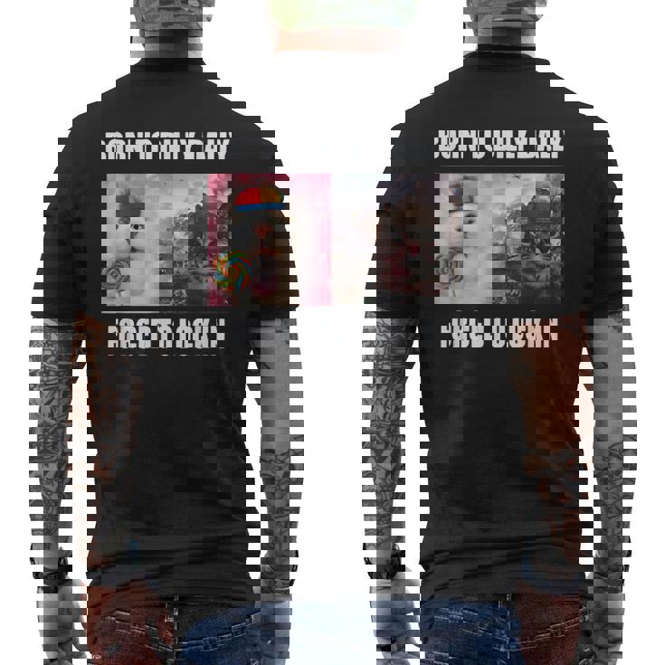 Born To Dilly Dally 強制的にロックインキャット ミーム メンズTシャツ バックプリント