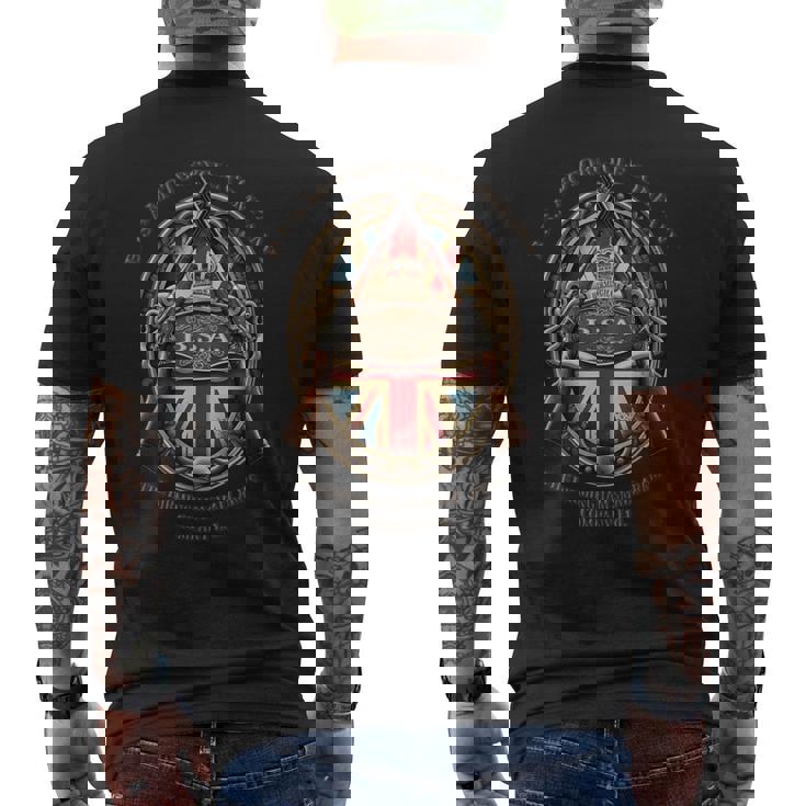 Bsaヴィンテージスタイルのオートバイレトロバッジ。 メンズTシャツ バックプリント