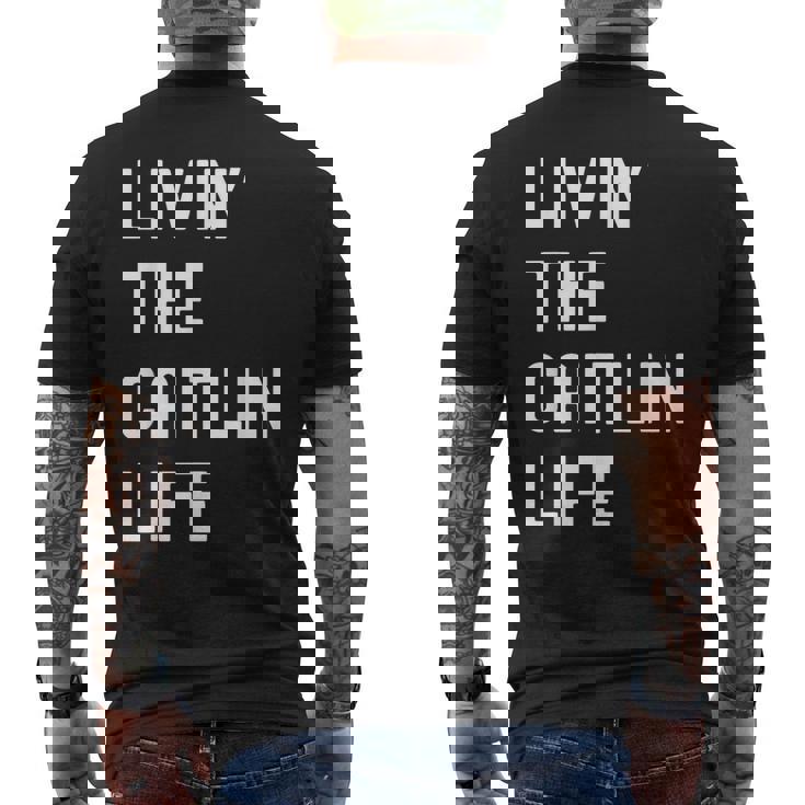 Caitlin の人生を生きている Caitlin メンズTシャツ バックプリント