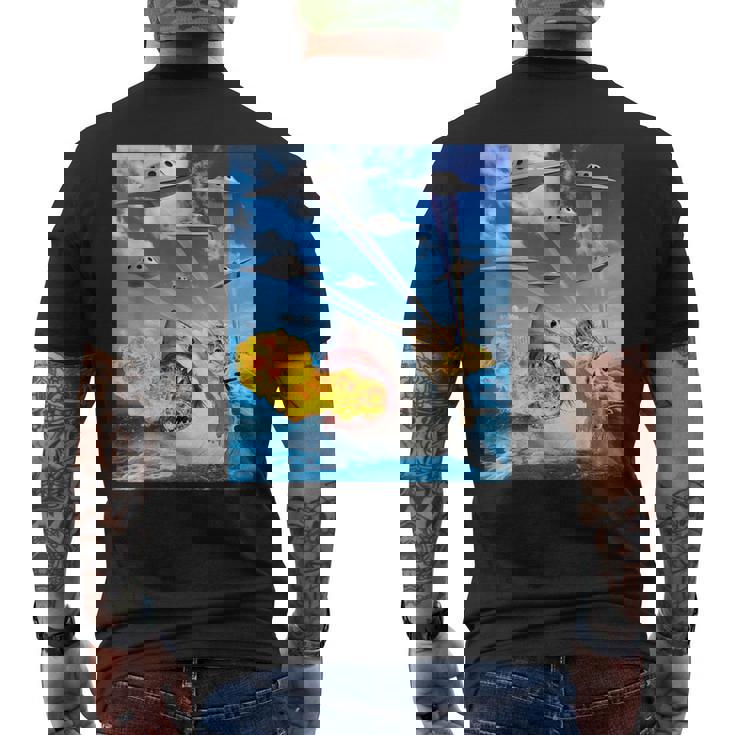 Cat Riding Fire Breathehark レインボー レーザー タコス メンズTシャツ バックプリント