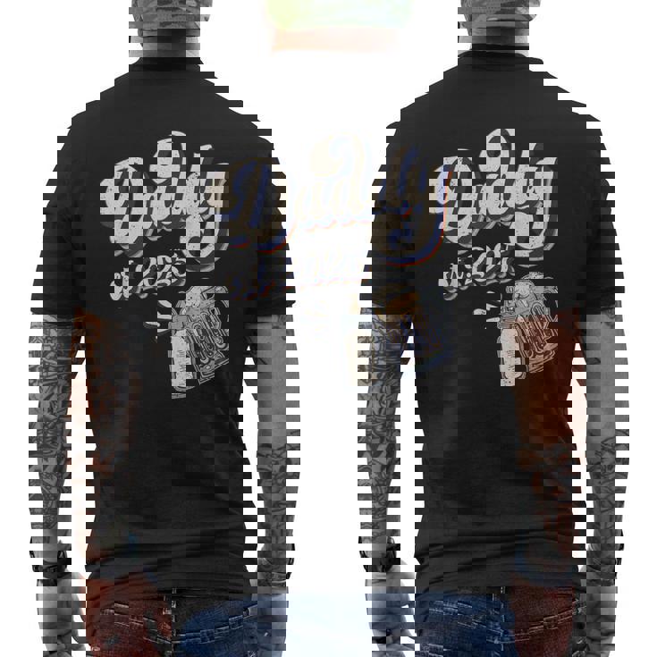 Daddy Est 2025 初めての父の日 新しいパパ 若い父親 メンズTシャツ バックプリント