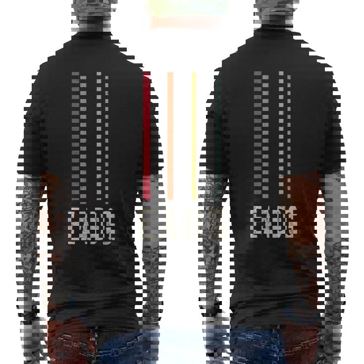 Eadg 4弦ベースギター レトロヴィンテージベースプレーヤー メンズTシャツ バックプリント
