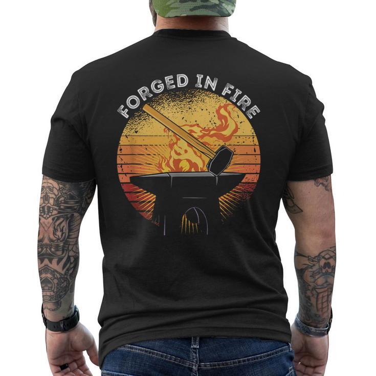 Forjado En Fuego Retro Puesta Deol Herrero Herrero Trabajador Camiseta Hombre Estampado Espalda