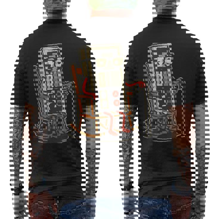 Vintage Old Gamer Retro Video Game Old Gamer Men's T-shirt Back Print