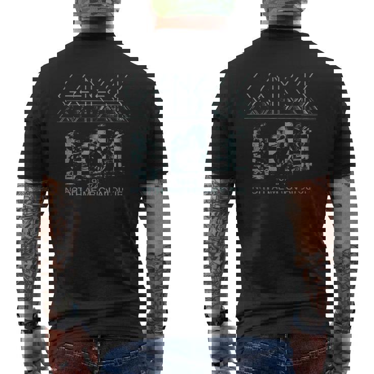 Genesis North American Tour 74 ロックバンドミュージック メンズTシャツ バックプリント