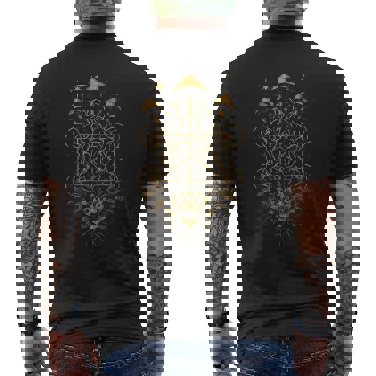 Hongos Flor Geometríaagrado Bosque Raíces Estrellas Camiseta Hombre Estampado Espalda