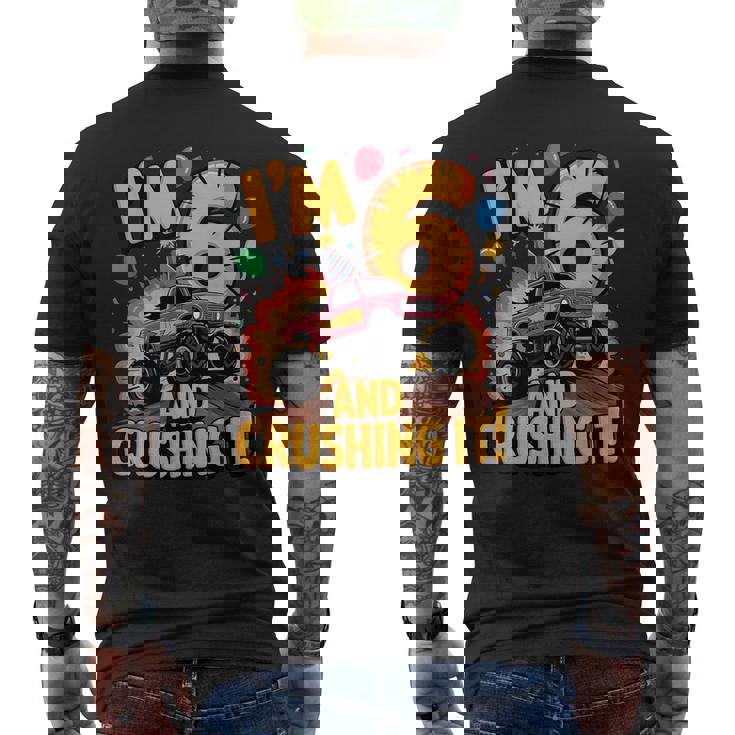 I'm 6 And Crushing It モンスタートラック 誕生日 メンズTシャツ バックプリント