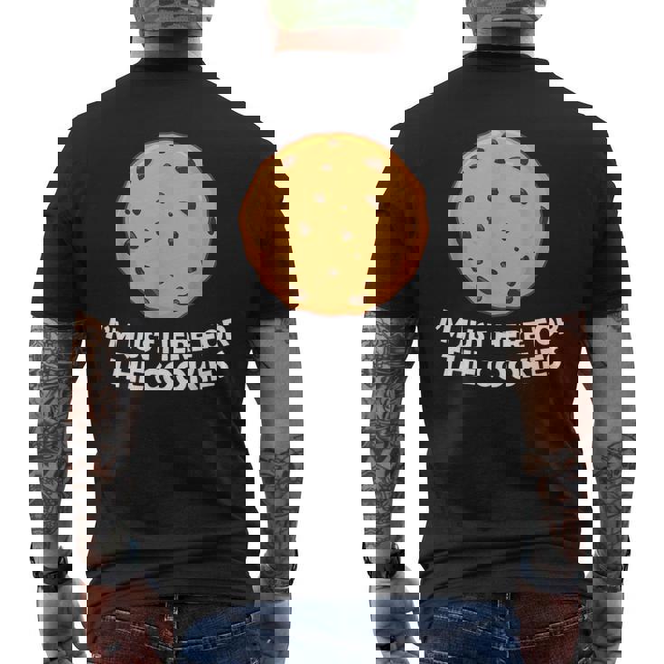 I'm Just Here For The Cookie 面白いチョコレートチップクッキー メンズTシャツ バックプリント