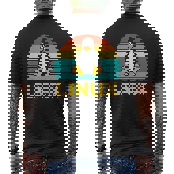 Linux レトロ ヴィンテージ ペンギン オタク ペンギン オペレーティング システム オタク メンズTシャツ バックプリント