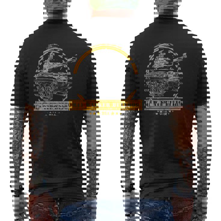 M41ウォーカー・ブルドッグ M41 Walker Bulldog 軽戦車 メンズTシャツ バックプリント