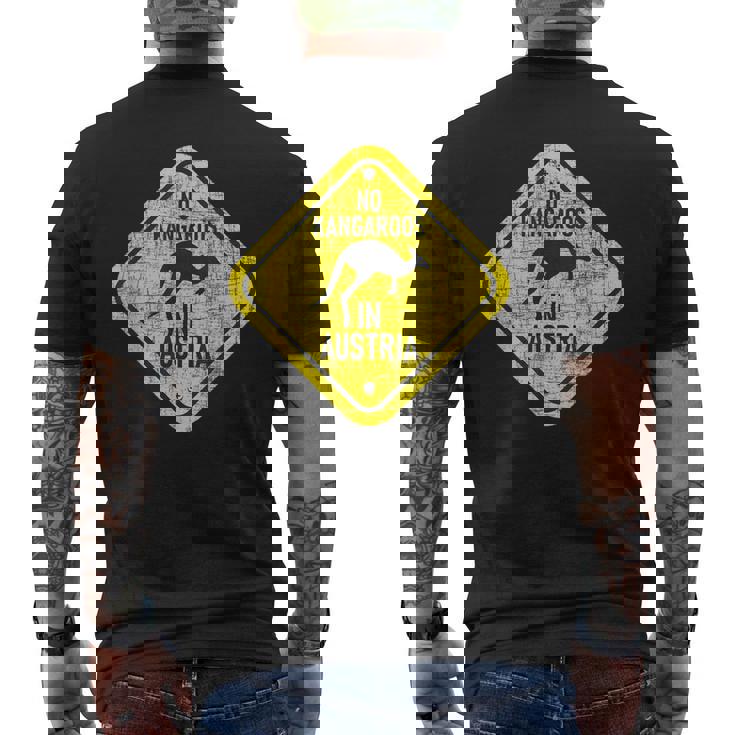No Kangaroos In Austria 動物飼育係 野生動物 愛好家 メンズTシャツ バックプリント