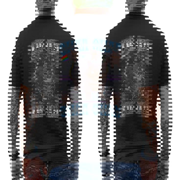 Oiia Oiia Cat スピニング キャット ミーム ファニー トレンディ キャット メンズTシャツ バックプリント