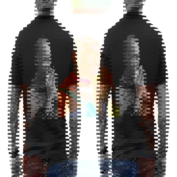 Thich Minh Tue ベトナム仏陀 メンズTシャツ バックプリント