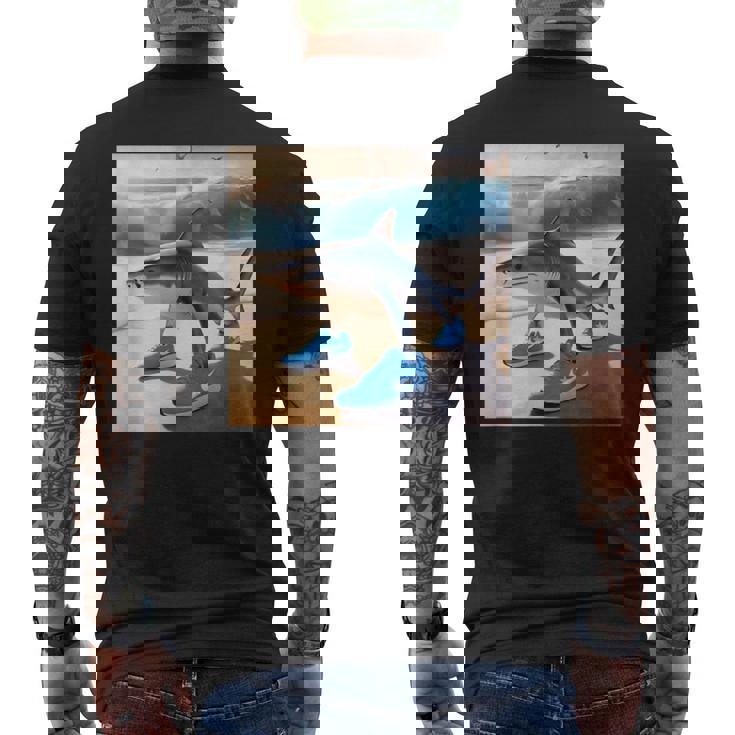 Tralalelo Tralala 面白いサメ イタリアのブレイン ミーム グラフィック メンズTシャツ バックプリント