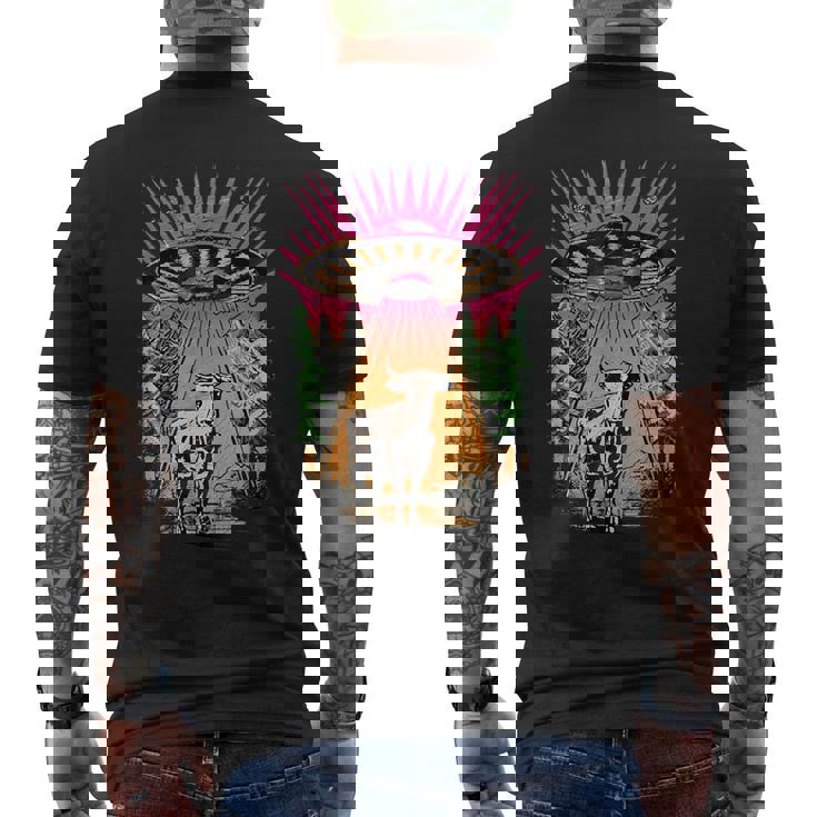 Ufo 牛 誘拐 面白い ヴィンテージ レトロ エイリアン 超常現象 メンズTシャツ バックプリント