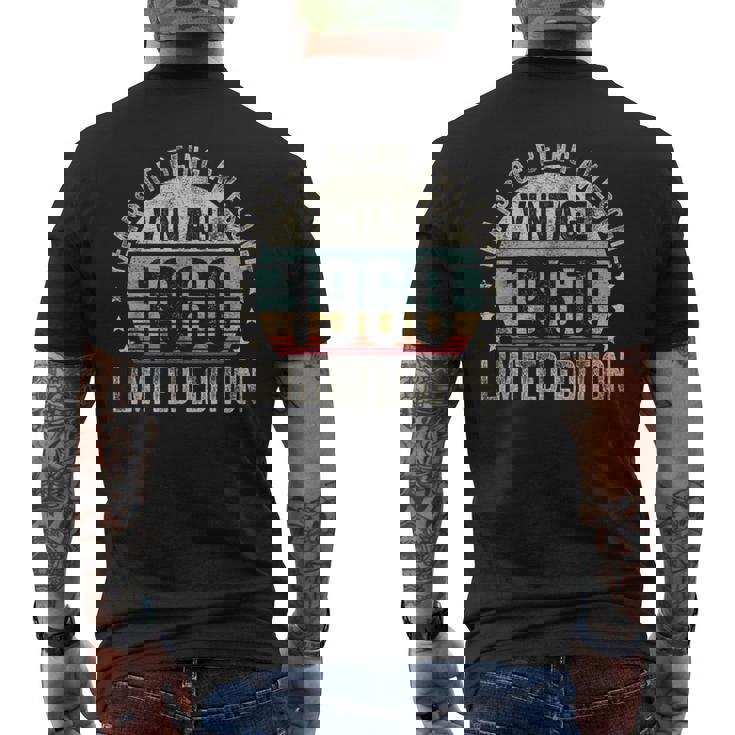 Vintage 1960 T For Retro 1960 Birthday メンズTシャツ バックプリント