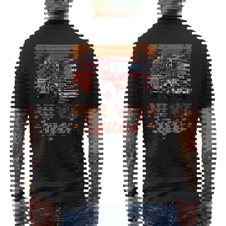 Wee Wooquad 消防車 消防士 ヴィンテージ 消防車 メンズTシャツ バックプリント